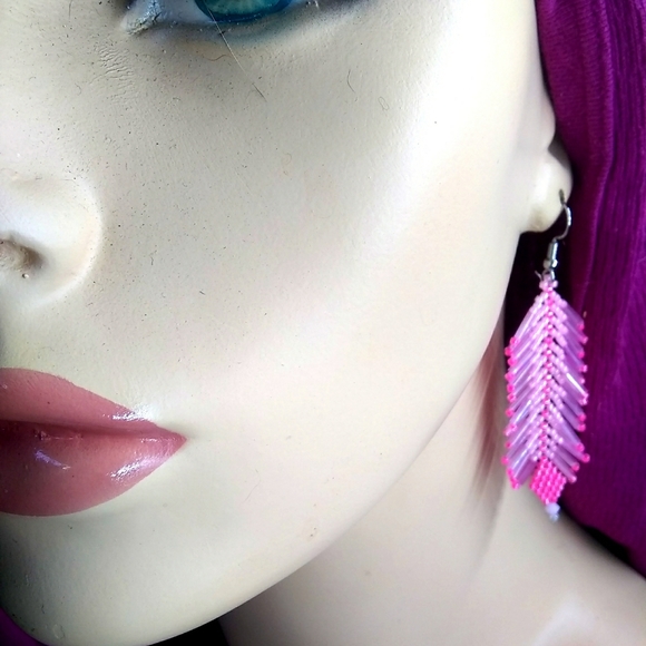 🔥SOLD🔥at Comanche PowWow🔥⭐HP 2x⭐ Feather Pink Rodeo Earrings - Picture 7 of 8
